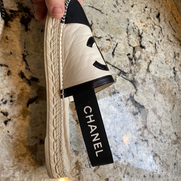 💖SOLD 💖Chanel Espadrille Sandal - Picture 7 of 16